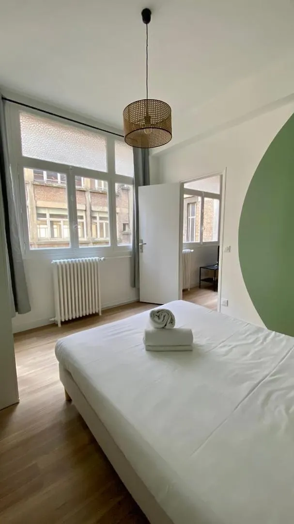 Appartement Renove Proche Grands Boulevards 4P Paris Apartment